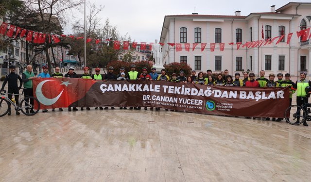 Tekirdağ'dan Çanakkale'ye 40 bisikletli şehitler için pedal çevirdi