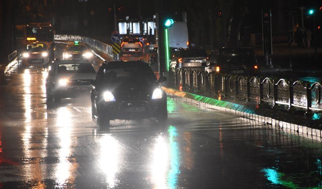 Trakya'da sıcaklıklar düştü, yer yer yağış etkili oluyor