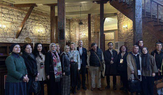 'Türk İslam Sanatlarında Estetik Kaygı ve Özgünlük' panel serisinin ilki gerçekleştirildi