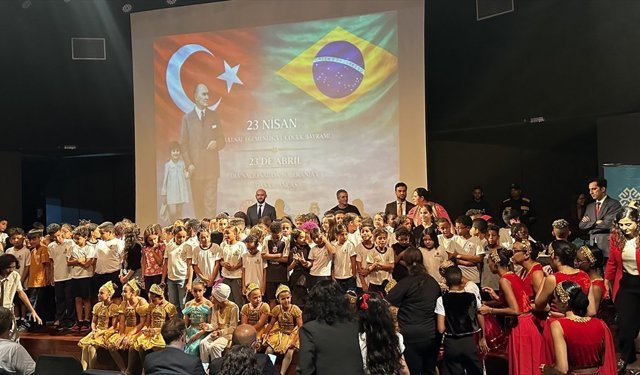 Türk ve Brezilyalı çocuklar 23 Nisan etkinliğinde buluştu