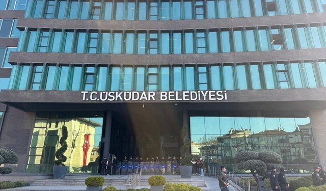 Üsküdar Belediyesine yönelik usulsüzlük soruşturmasında 20 şüpheli gözaltına alındı