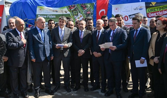 Van'da çiftçilere 4 yılda 4 milyon 552 bin meyve fidanı dağıtıldı