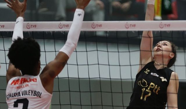 Voleybolda Kadınlar 1. Lig final etabı Alanya'da devam ediyor