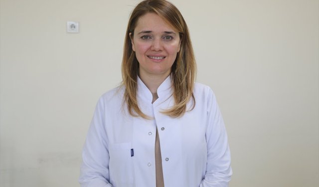 Yüz siniri ağrıları nedeniyle konuşamayan hasta lazer tedavisiyle sağlığına kavuştu