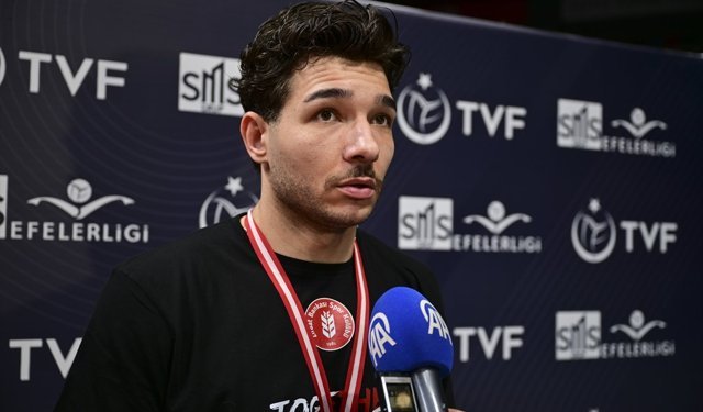 Ziraat Bankkart'ın Voleybol Efeler Ligi'ndeki 5'inci şampiyonluk sevinci