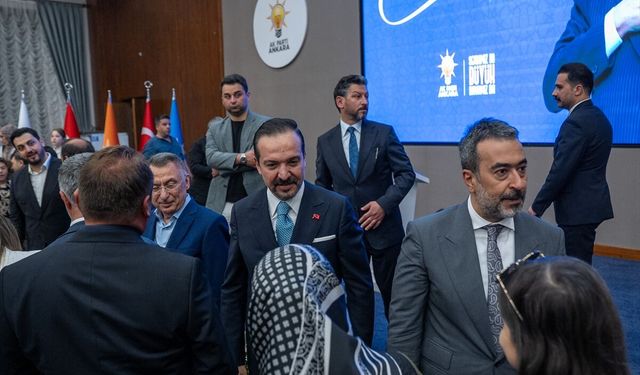 AK Parti Ankara İl Başkanlığı'nda bayramlaşma programı düzenlendi