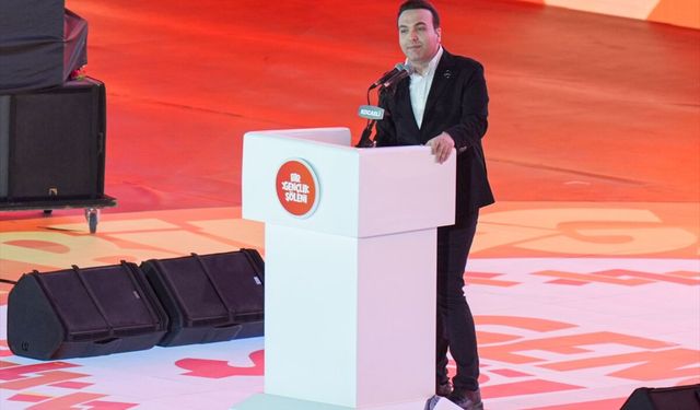 AK Parti Gençlik Kolları Genel Başkanı İbiş, Kocaeli'de 'Bir Gençlik Şöleni'nde konuştu:
