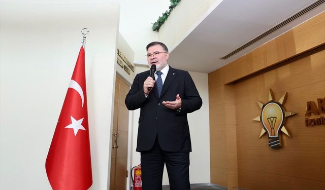 AK Parti İzmir İl Teşkilatı bayramlaştı