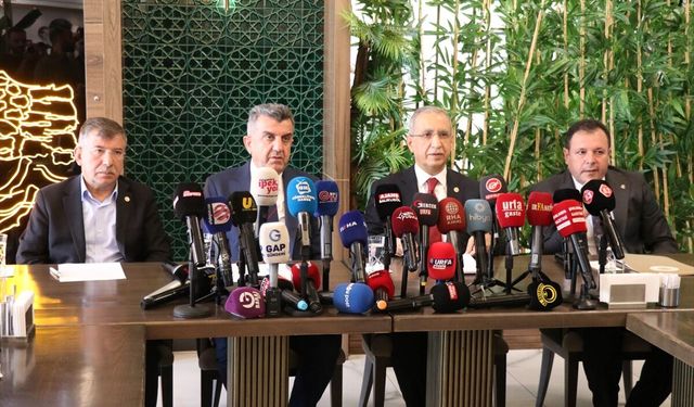 AK Parti'li Dusak, beraberindeki heyetle Halep'e gerçekleştirdikleri ziyareti değerlendirdi: