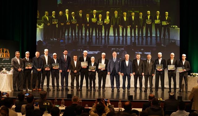 Almanya'da '4. Avrupa Hafızlık Yarışması' düzenlendi