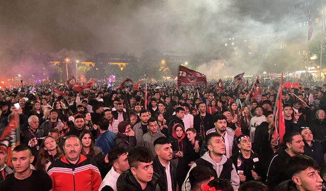 Arca Çoruk FK'de Trendyol Süper Lig'ye yükselme sevinci