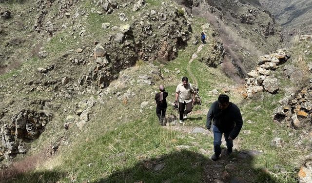 Ardahan'da kursiyerler doğa, tarih ve kültürel mirası fotoğraflayarak kayıt altına aldı
