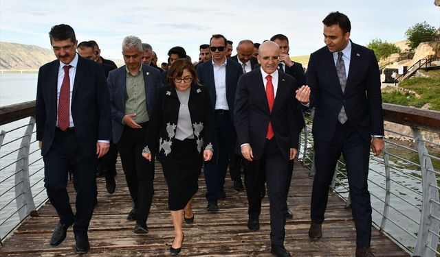 Bakan Şimşek, Hasankeyf'te 'Kadim Şehirler Yolu Batman-Şırnak Rotası' lansmanında konuştu: