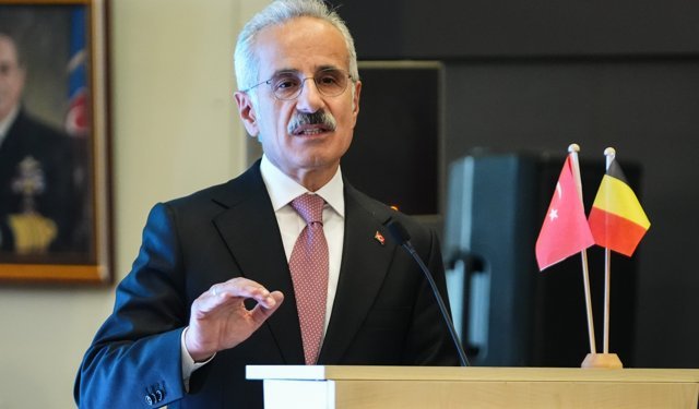 Bakan Uraloğlu, 'Kritik Altyapı: Ekonominin Güçlendirilmesi' Paneli'nde konuştu: