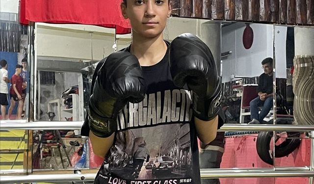 Bale kursu diye başladığı muaythaide zirveye odaklandı