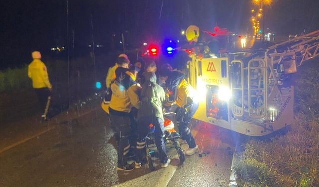 Balıkesir'de devrilen yolcu otobüsündeki 3 kişi öldü, 22 kişi yaralandı