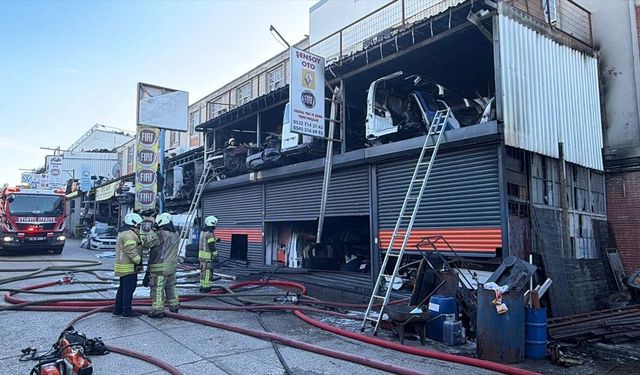 Başakşehir'de iş yerinde çıkan yangın itfaiye ekiplerince söndürüldü