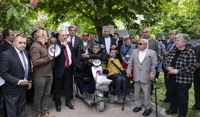 Başkentte STK'ler engellilerin talepleriyle ilgili basın açıklaması yaptı
