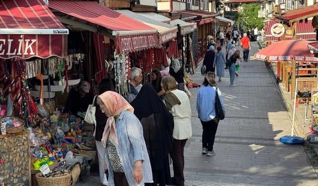 Bayram tatilinde Taraklı'yı tercih edenler tarihte yolculuk yaptı