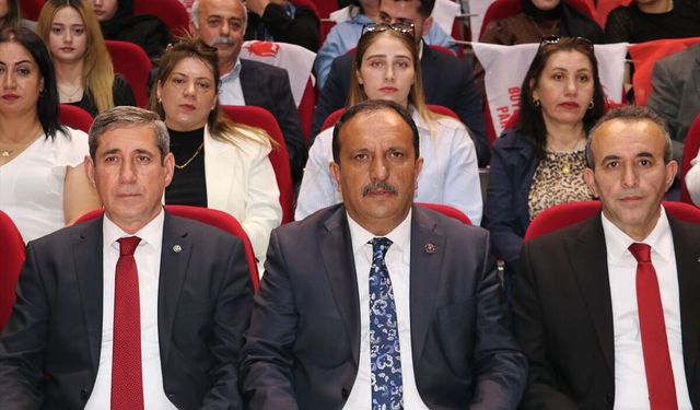 BBP Genel Başkan Yardımcısı Bulut Batman'da partisinin il kongresinde konuştu: