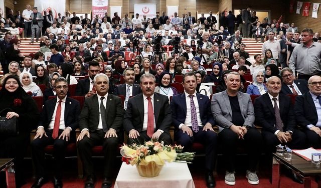 BBP Genel Başkanı Destici partisinin Sakarya İl Kongresi'nde konuştu:
