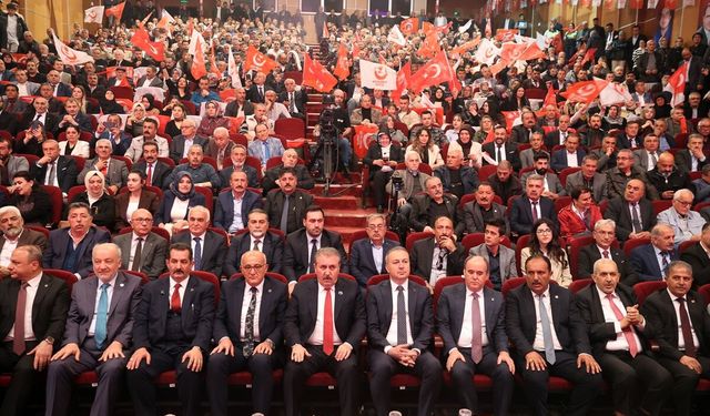 BBP Genel Başkanı Destici, partisinin Sivas il kongresinde konuştu: