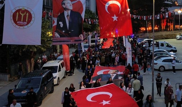 Bilecik'te 'Gençlik Haftası' yürüyüşü düzenlendi