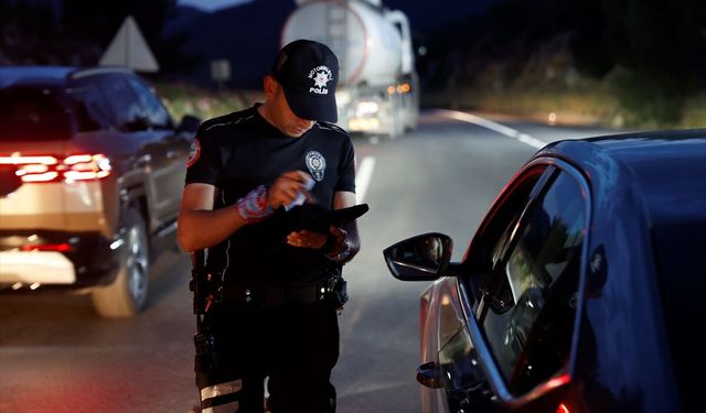 Bodrum'da Kurban Bayramı öncesi asayiş ve trafik uygulaması yapıldı