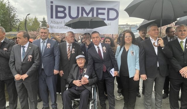 Bolu'nun hayırsever iş insanı İzzet Baysal, 'Şükran Günleri' etkinlikleriyle anılıyor