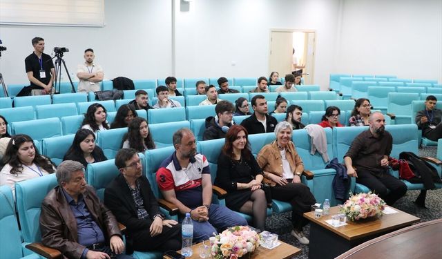 Bozok Film Festivali kapsamında jüri üyeleriyle söyleşi gerçekleştirildi