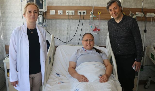 Çapraz nakille birbirlerinin eşlerine can oldular