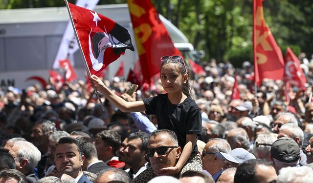CHP TBMM Grup Başkanı Özel, Güvenpark'ta bayramlaşma programında konuştu: