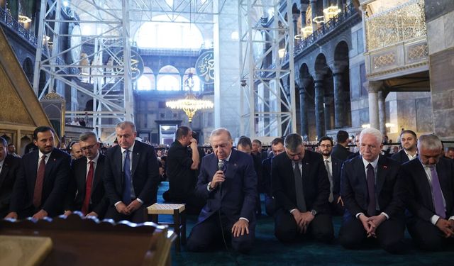 Cumhurbaşkanı Erdoğan, cuma namazını Ayasofya-i Kebir Cami-i Şerifi'nde kıldı