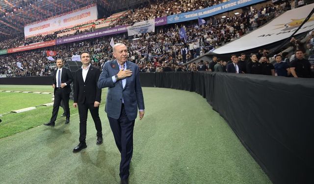Cumhurbaşkanı ve AK Parti Genel Başkanı Erdoğan 'Bir Gençlik Şöleni Programı'nda konuştu: (1)