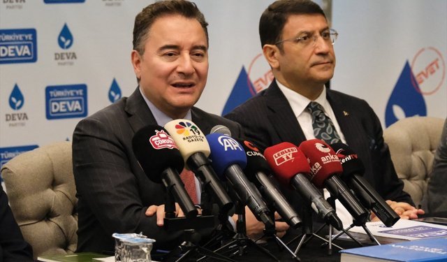 DEVA Partisi Genel Başkanı Babacan, Çorum'da basın toplantısı düzenledi