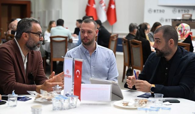 Dijital pazar yerlerinin temsilcileri Bursa iş dünyasıyla bir araya geldi