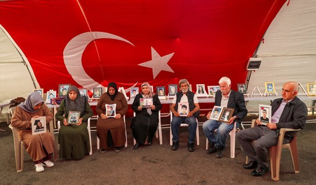 Diyarbakır anneleri evlatlarına kavuşmak istiyor