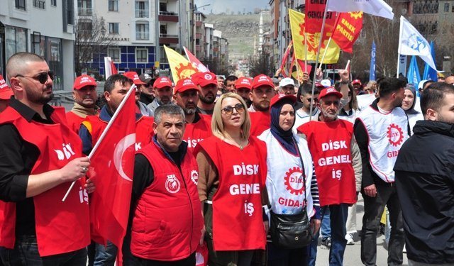 Doğu Anadolu'da 1 Mayıs Emek ve Dayanışma Günü kutlandı