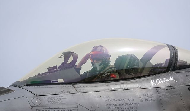 EFES-2026 tatbikatı kapsamında Bandırma'dan F-16'lar havalandı