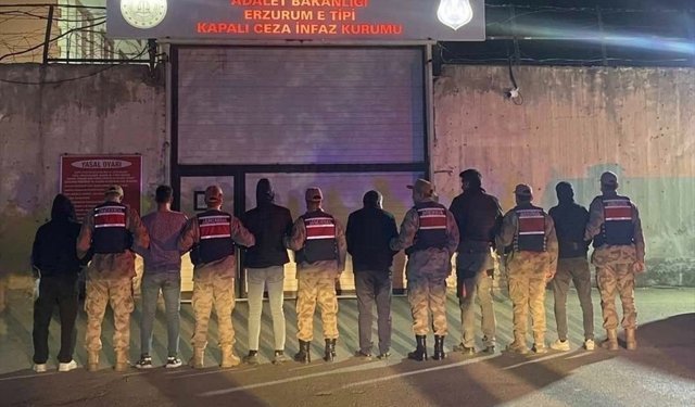 Erzurum merkezli 2 ilde düzenlenen uyuşturucu operasyonunda 7 zanlı tutuklandı