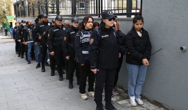Erzurum merkezli suç örgütü operasyonunda 23 şüpheli yakalandı