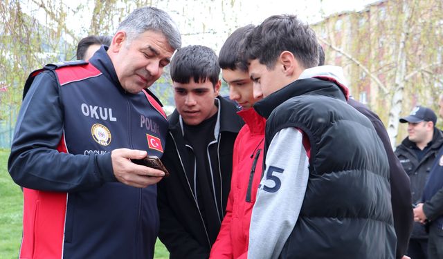 Erzurum'da 'okul polisi' sayesinde öğrencilerin karıştığı olaylar azaldı