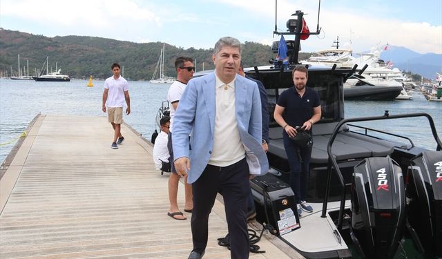 Fenerbahçe Başkan Adayı Hakan Safi, Fethiye'de kongre üyeleri ve taraftarlarla buluştu