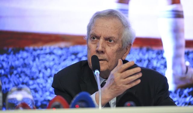 Fenerbahçe Kulübü Başkan Adayı Aziz Yıldırım, İzmir'de konuştu: