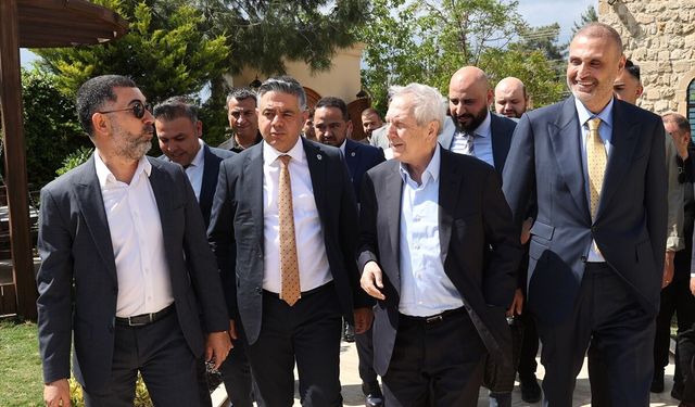 Fenerbahçe Kulübü Başkan Adayı Aziz Yıldırım, Mardin'de konuştu: