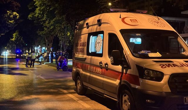 GÜNCELLEME - Bursa'da refüje çarpan motokurye öldü