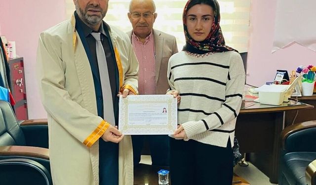 Gürcistanlı Valeria Gurgenadze, Müslüman olarak 'Leyla' adını aldı