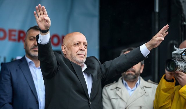 HAK-İŞ, 1 Mayıs'ı Bursa'da kutladı
