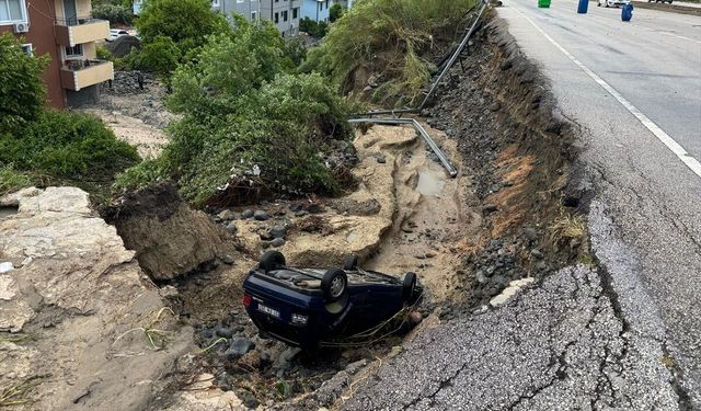 Hatay'da sağanak hayatı olumsuz etkiledi