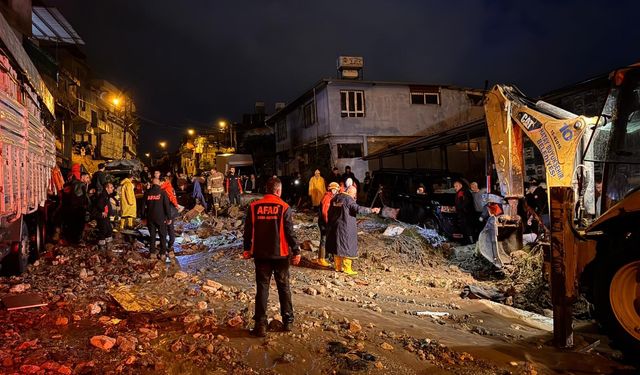 Hatay'da sağanak nedeniyle çöken evdeki 1 kişi hayatını kaybetti
